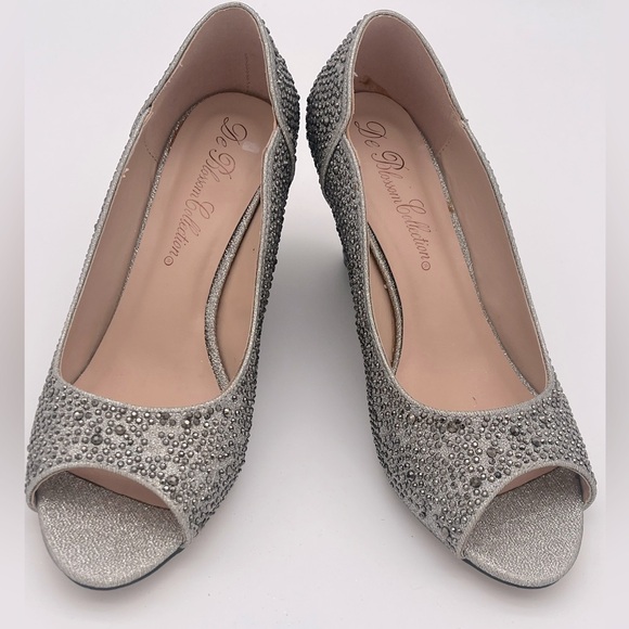 Silver Rhinestone Peep Toe Wedge Heels Bride, Bridesmaid, princess. HOCO 7 EUC - Picture 1 of 11
